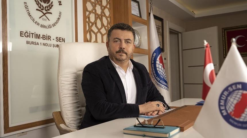 Eğitim-Bir -Sen  Bursa 1 No&rsquo;lu Şube Başkanı Acar: &ldquo;&Uuml;cretli &ouml;ğretmenlerin ve usta &ouml;ğreticilerin mağduriyeti giderildi&rdquo;