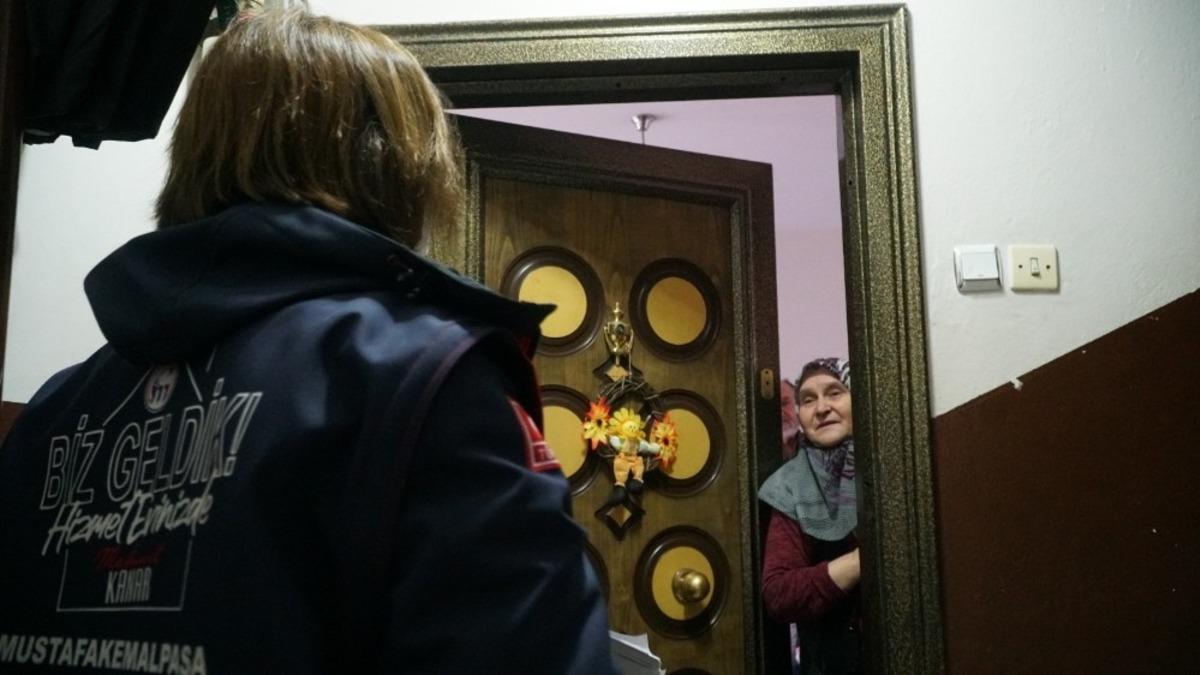 Mustafakemalpaşa Belediyesi 65 yaş &uuml;st&uuml; vatandaşlar i&ccedil;in seferber oldu