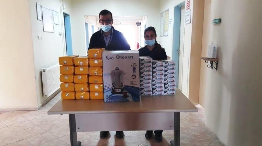 Kaymakam Karadağ&rsquo;dan sağlık personeline jest