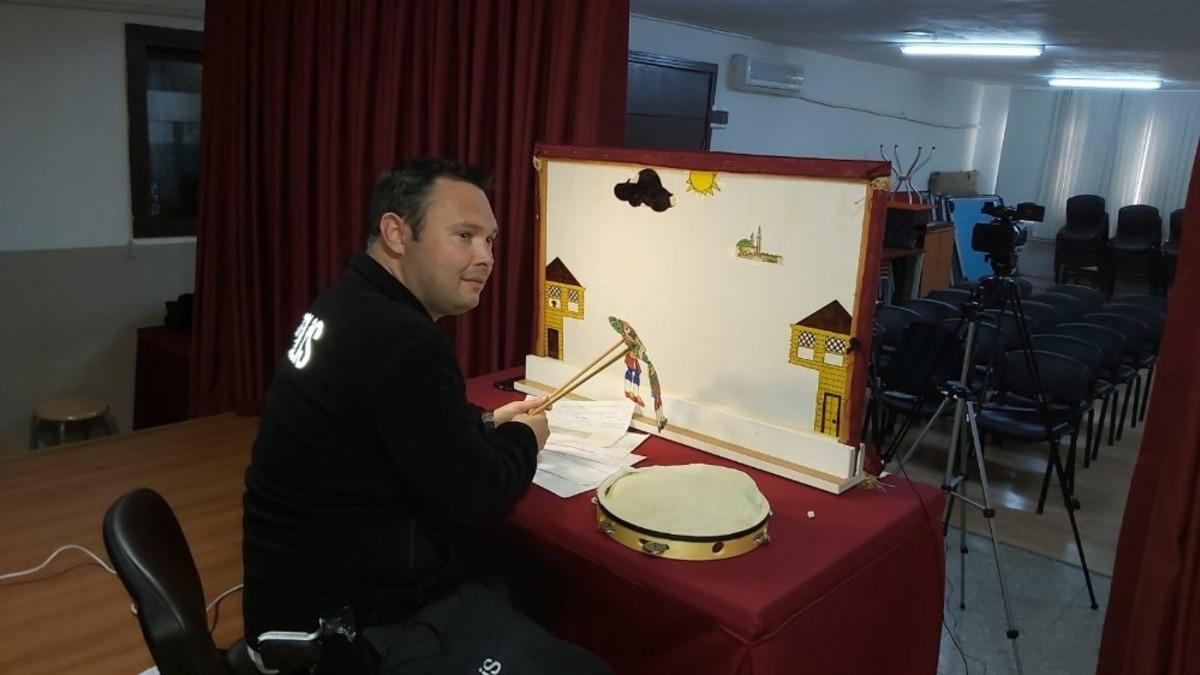 Evde uzaktan eğitim &rsquo;Hacivat-Karag&ouml;z&rsquo; ile şenlendi