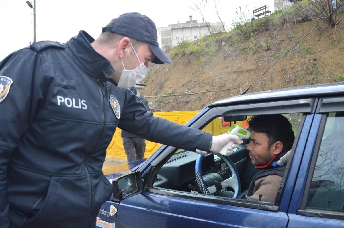 Niksar&rsquo;da s&uuml;r&uuml;c&uuml; ve yolculara ateş &ouml;l&ccedil;&uuml;m&uuml;.
