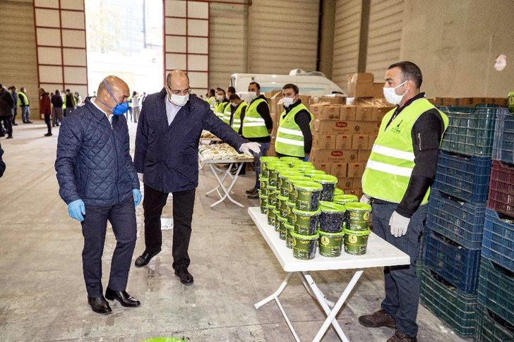 İzmir’de sosyal yardımlar artarak sürüyor G2