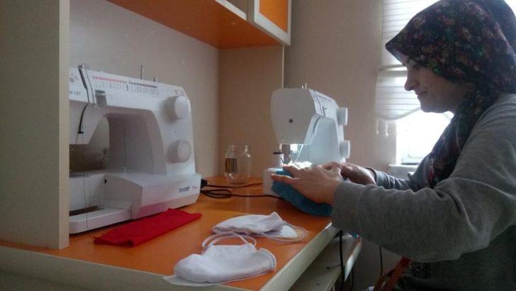 Alaçam HEM’de maske üretimi G3