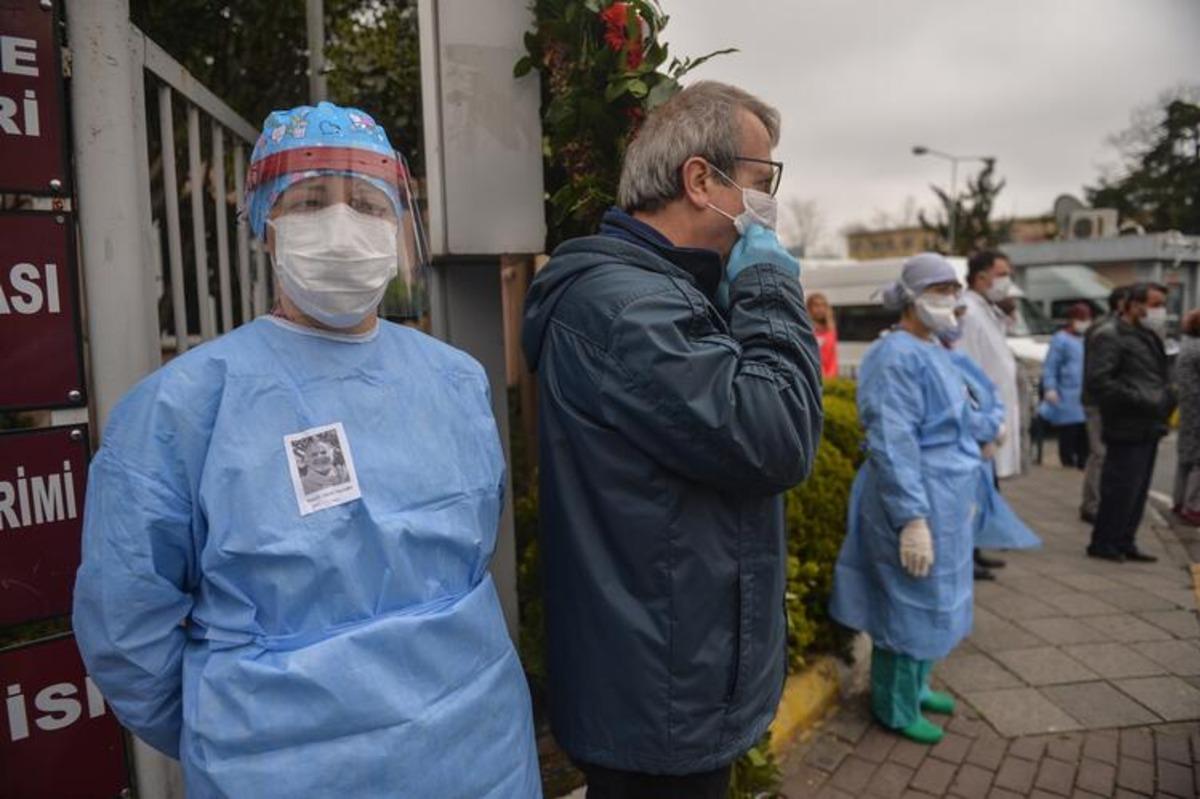 Prof Cemil Taş&ccedil;ıoğlu'nun ardından &Ccedil;apa Tıp Fak&uuml;ltesi'nde g&ouml;zyaşları sel oldu! 