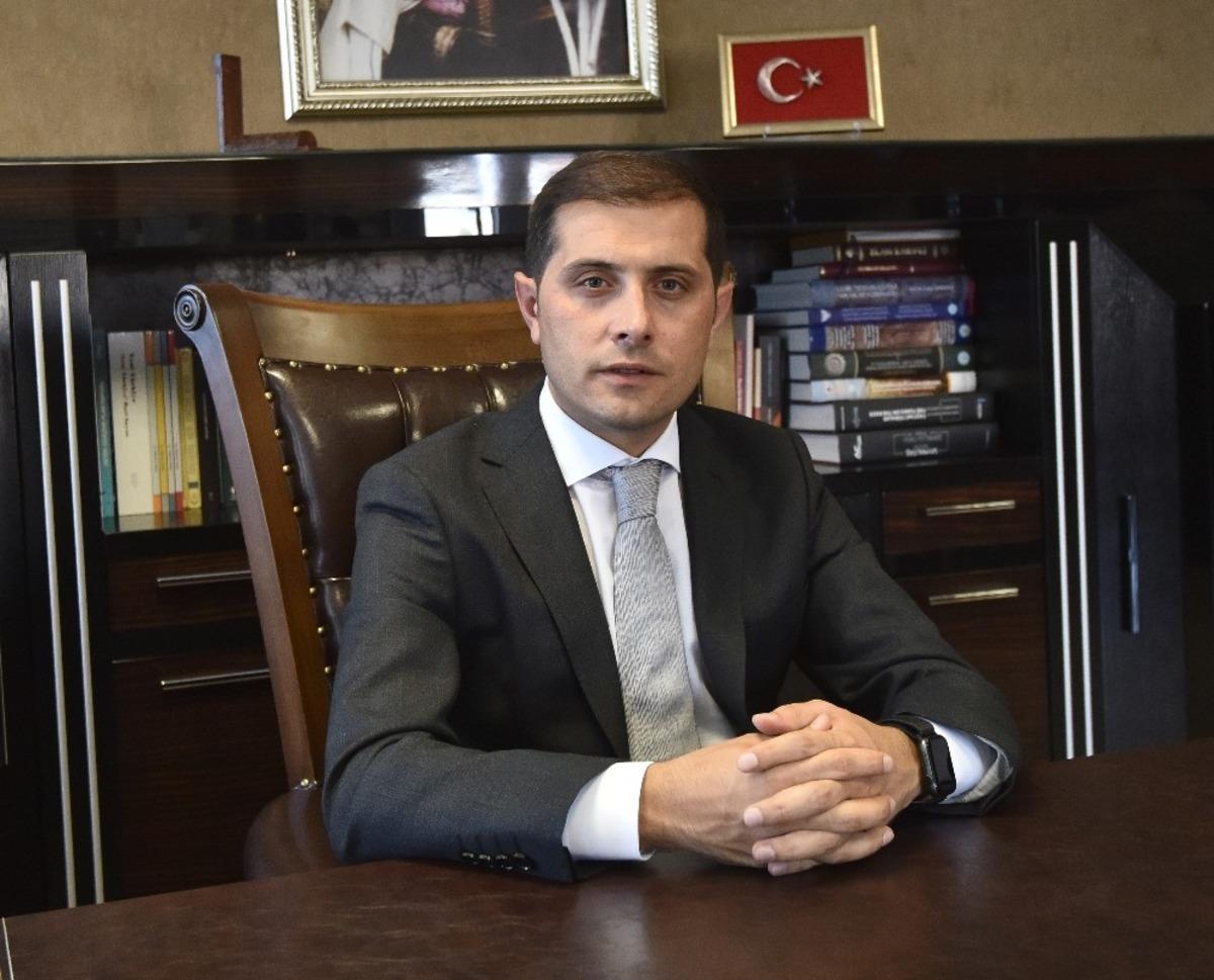 Kaymakam Erat ve Başkan &Ccedil;oban&rsquo;dan &rsquo;Biz Bize Yeteriz T&uuml;rkiyem&rsquo; kampanyasına destek