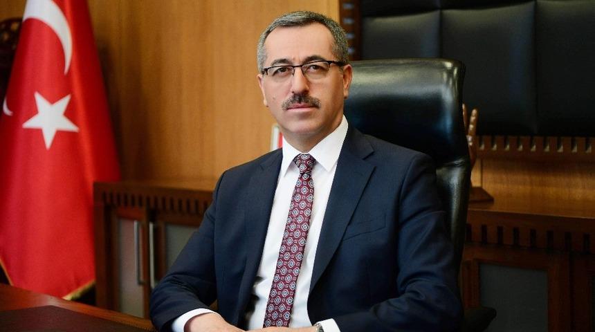 Başkan G&uuml;ng&ouml;r, 2 aylık maaşını bağışladı