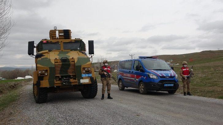 Karantinaya alınan köyler jandarma kontrolünde G4