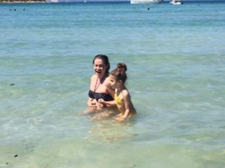 Yeliz Yeşilmen'in karnı burnunda G2