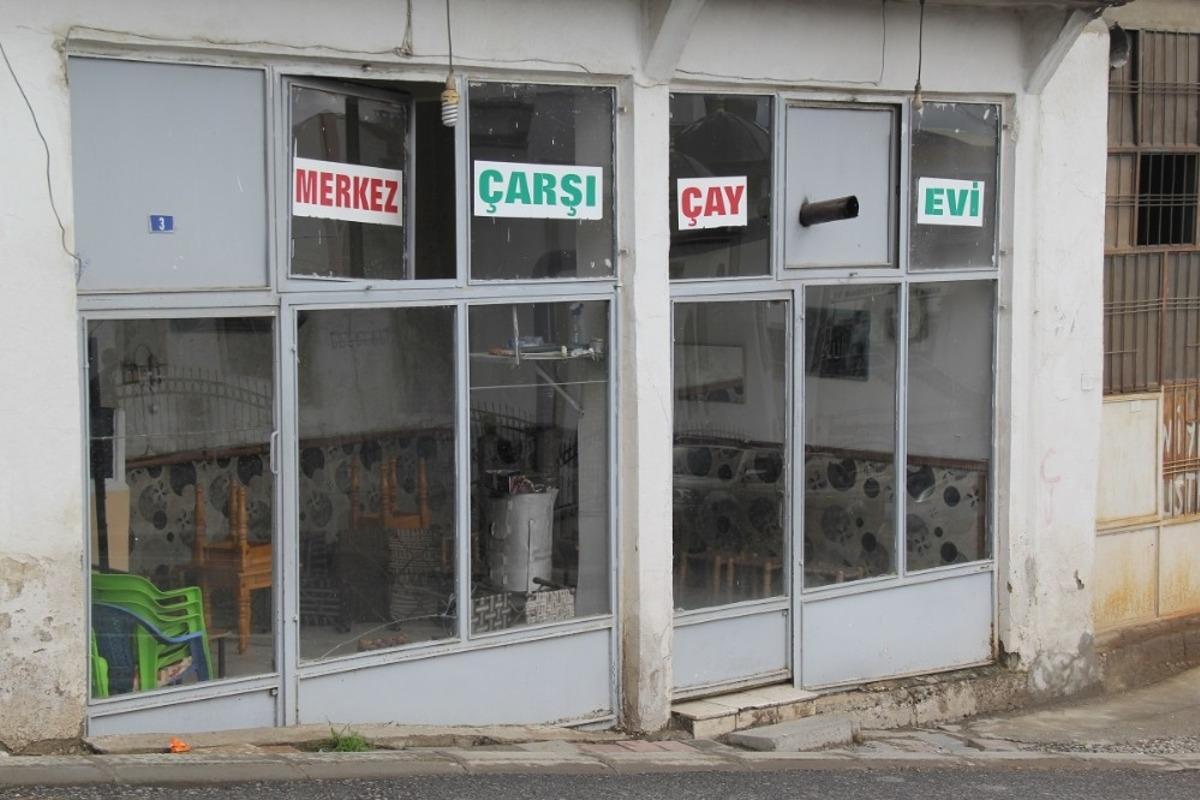 Kulp&rsquo;ta kapatılan iş yeri &ccedil;alışanlarına nakdi destek yardımı