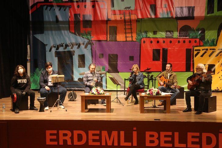Erdemli Belediyesinden online konser G1