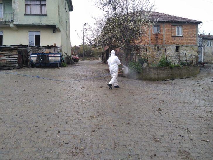 İzmit sokakları dezenfekte ediliyor G2