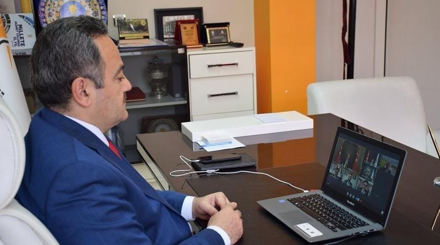 AK Parti İl Başkanları video konferansta Cumhurbaşkanı ile g&ouml;r&uuml;şt&uuml;