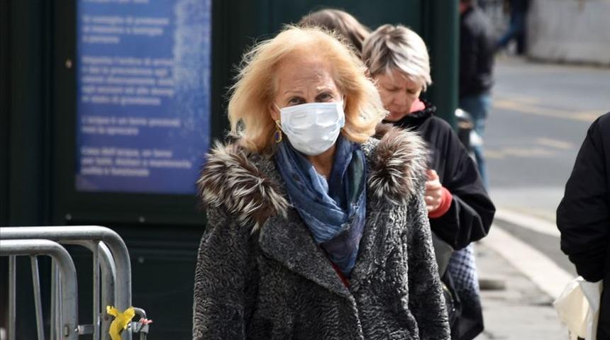 Son dakika: Almanya'da koronavir&uuml;s nedeniyle can kaybı 1048 oldu