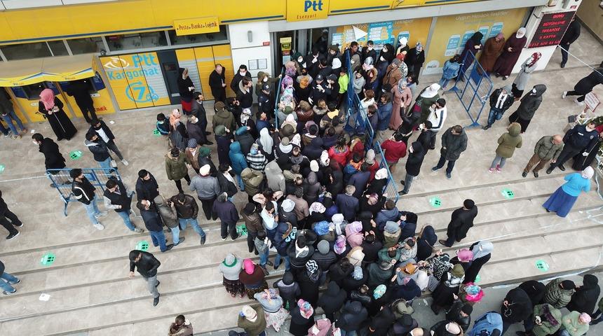 Son dakika: Yoğunluk yaşanan PTT şubeleri kapatılacak