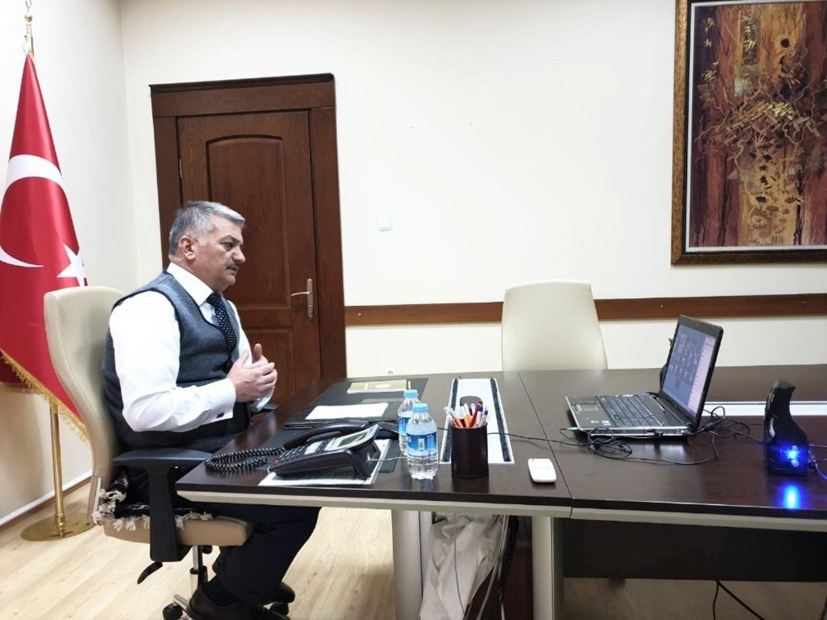 Vali Yazıcı, Kaymakamlarla korona vir&uuml;s toplantısı yaptı