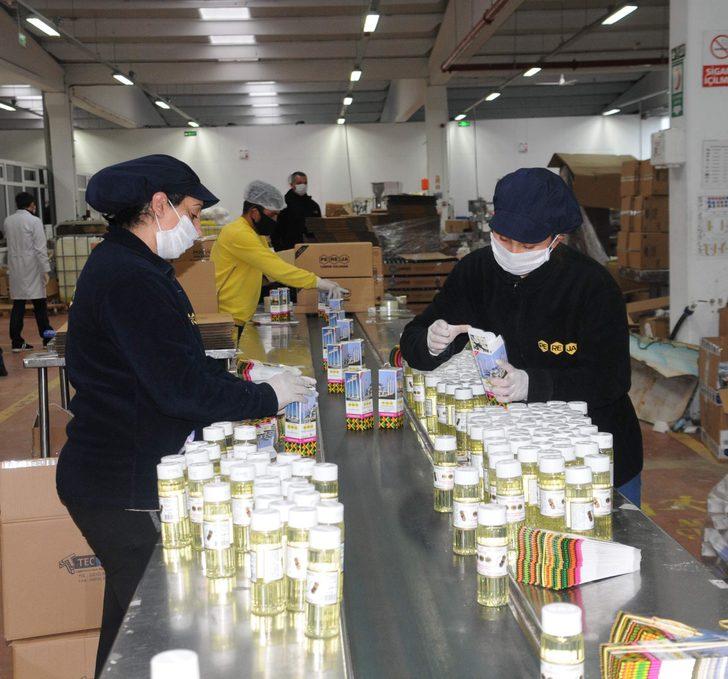 65 yaş ve üstüne dağıtılacak kolonyalar teslim ediliyor G3