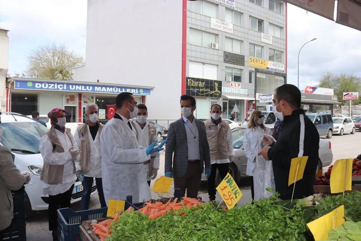 Kaymakam Almalı, vir&uuml;s tedbirleriyle ilgili esnafı denetledi