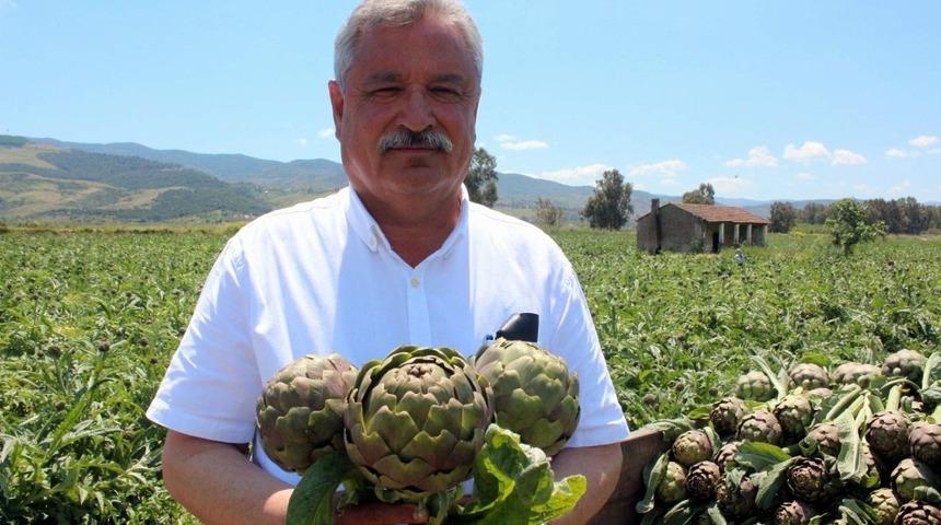 Başkan Kendirlioğlu, “Hayatın devamı için çiftçi üretmek zorunda”