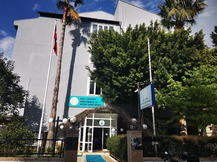 Marmaris öğretmen ve polisevi sağlıkçılara kapısını açtı G2