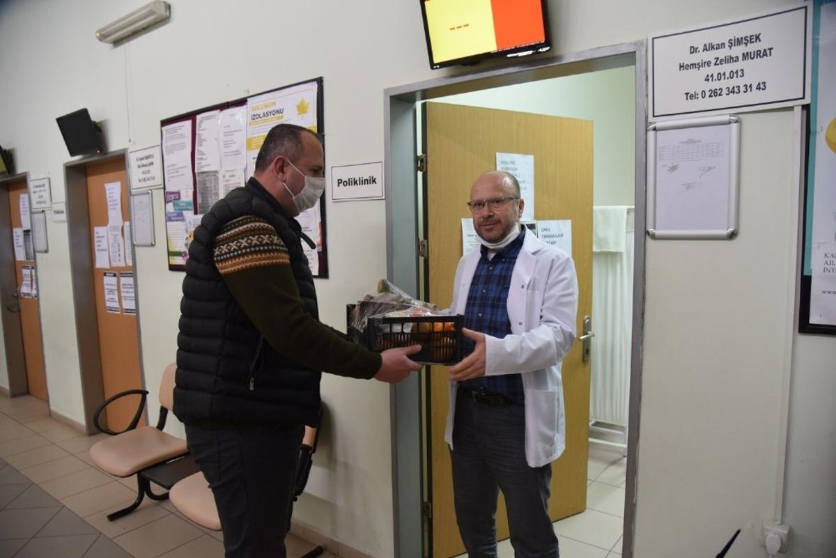 Başiskele Belediyesi&rsquo;nden sağlık &ccedil;alışanlarına destek