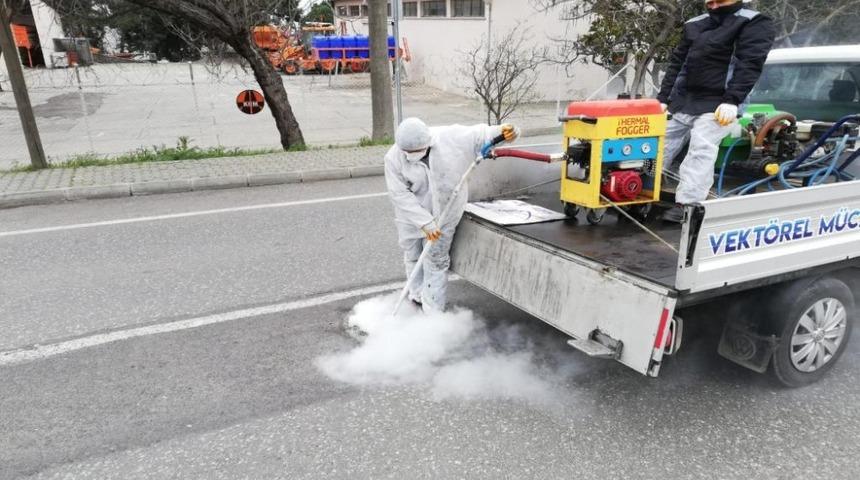 Kanalizasyon hattında larva ve kışlak ila&ccedil;lamaları yapılıyor