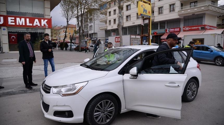 Pursaklar&rsquo;da ara&ccedil;lar tek tek dezenfekte ediliyor