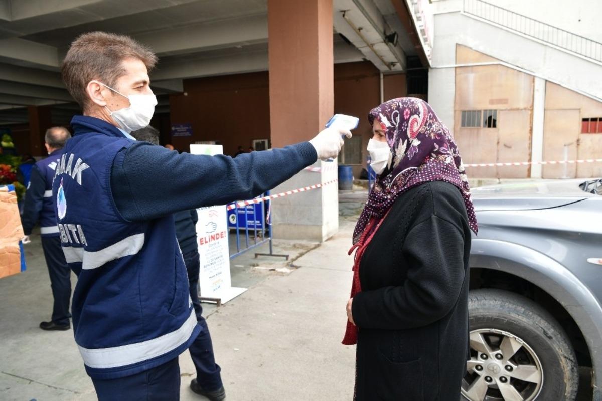 Mamak&rsquo;ta pazar yerlerinde Covid-19 d&uuml;zeni