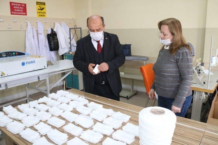 Kütahya’da 0-10 yaş bebek ve çocuklar için maske üretiyorlar G3