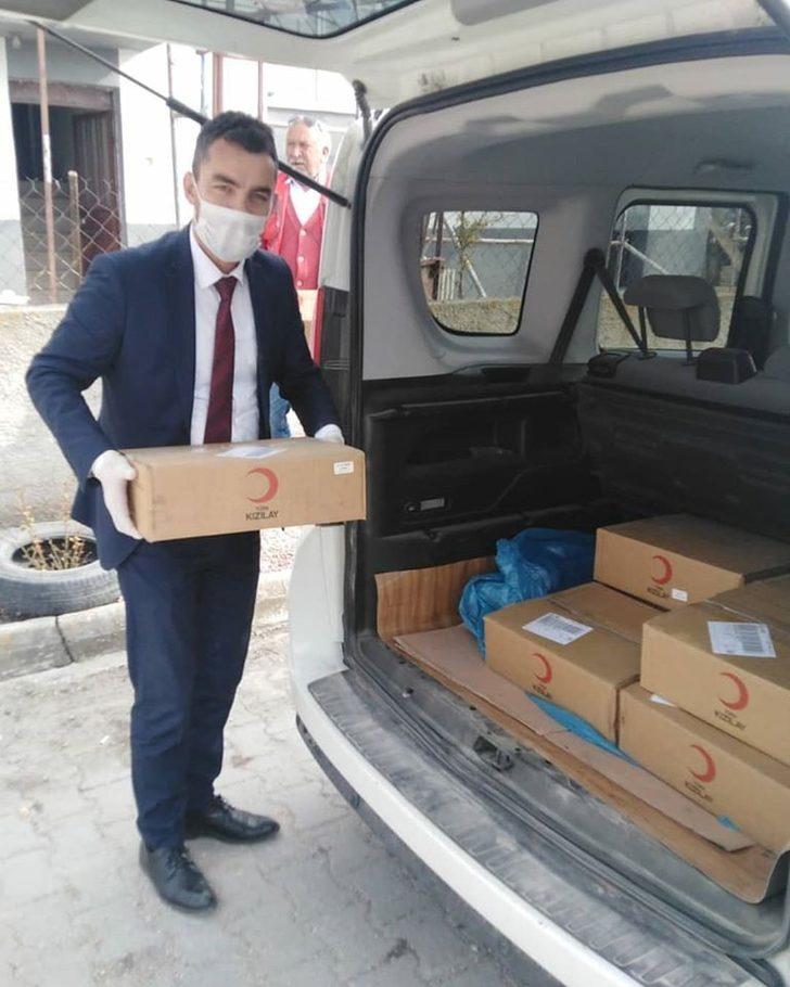 Seyitgazi’de yaşlılara Kaymakamlık ve Kızılay desteği! G4