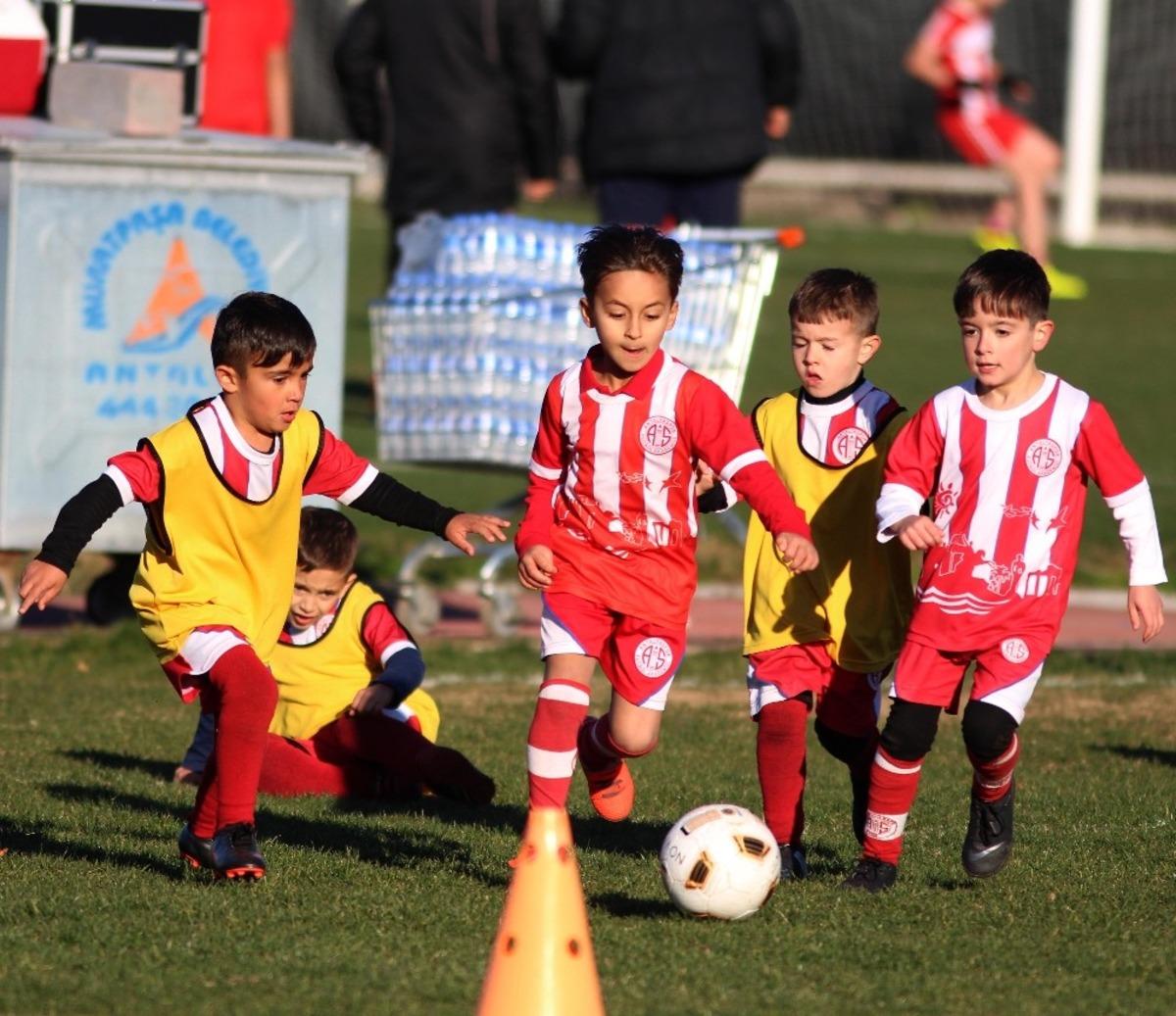 Fraport TAV Antalyaspor&rsquo;da altyapı yakın takipte