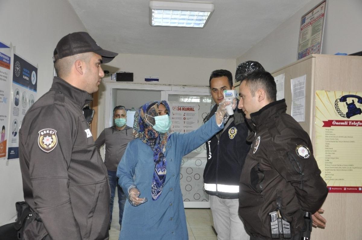 &Ouml;nce ateşleri &ouml;l&ccedil;&uuml;l&uuml;yor sonra iş başı yapıyorlar