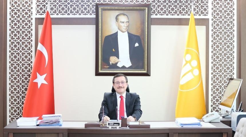 Rekt&ouml;r Kızılay&rsquo;dan korona vir&uuml;s projesi talebi