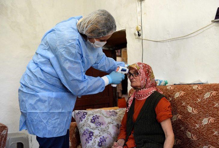 Muratpaşa’dan 432 vatandaşa evde bakım yardımı G4