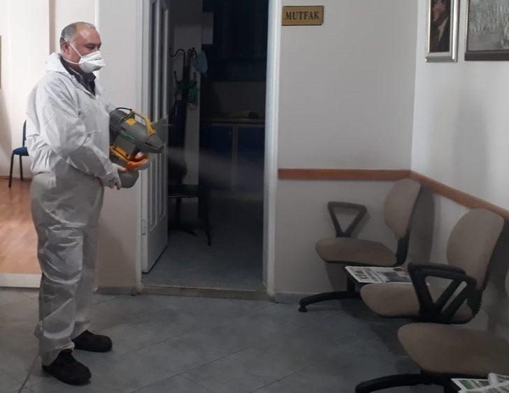 Turgutlu Belediyesinden pazar yerlerine el dezenfektanı G3