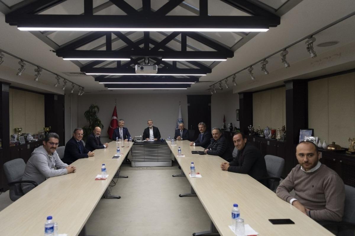 Başkan B&uuml;y&uuml;kkılı&ccedil;: &ldquo;Bu g&uuml;nlerde en &ouml;nemli proje, &lsquo;Evde Kal Projesi&rsquo; &rdquo;