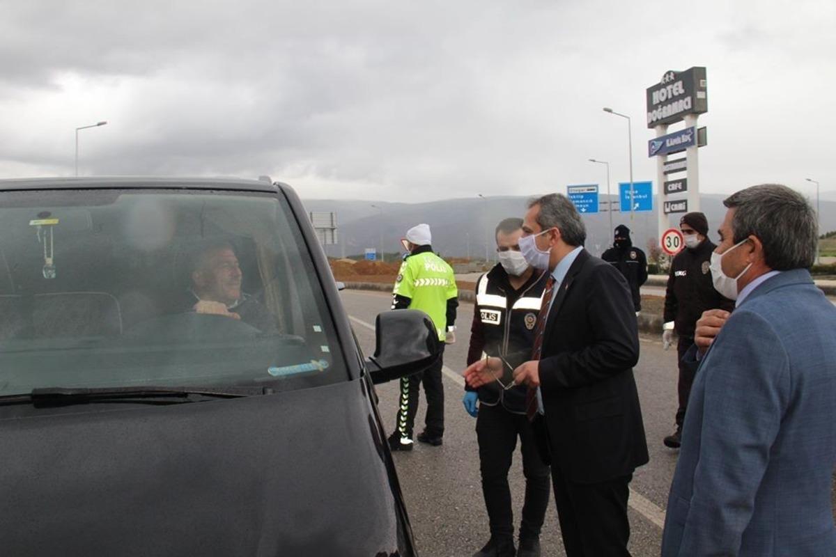 Kaymakam Deniz Pişkin, kontrol noktalarını inceledi