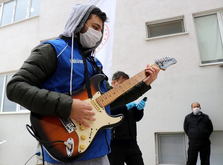 Düzce'de karantinada tutulanlara konser verildi G3