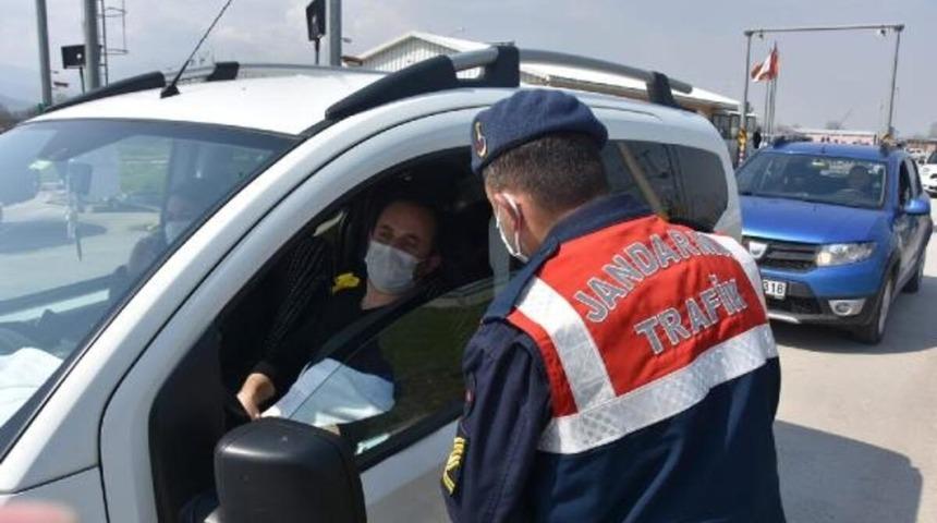 İçişleri Bakanlığı'ndan 'şehir giriş-çıkış yasağı ve yaş sınırlaması' genelgesi