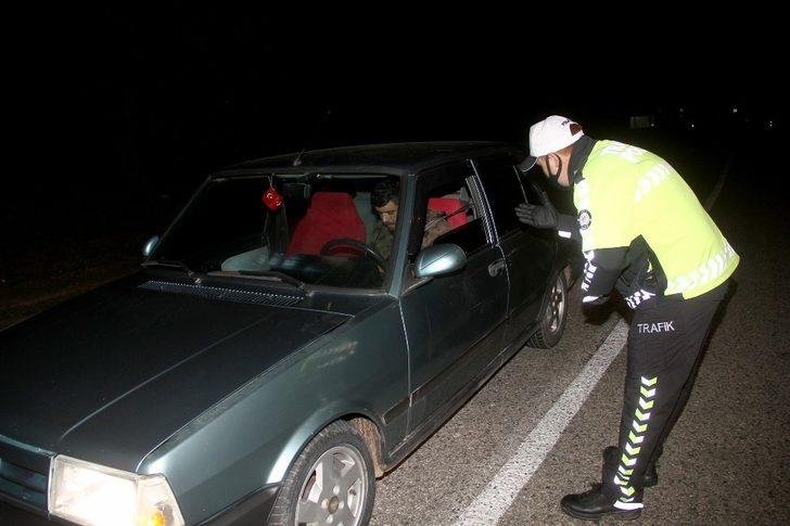 Polis ve jandarma ekipleri uygulama noktaları kurdu; Muğla’ya giriş yasaklandı G1