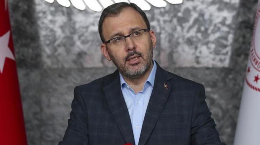 Bakan Kasapoğlu'ndan gen&ccedil;lere &ccedil;ağrı