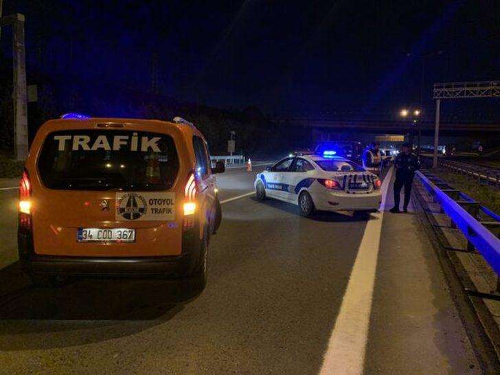 İstanbul ve Ankara'da araç giriş-çıkışları durduruldu G2