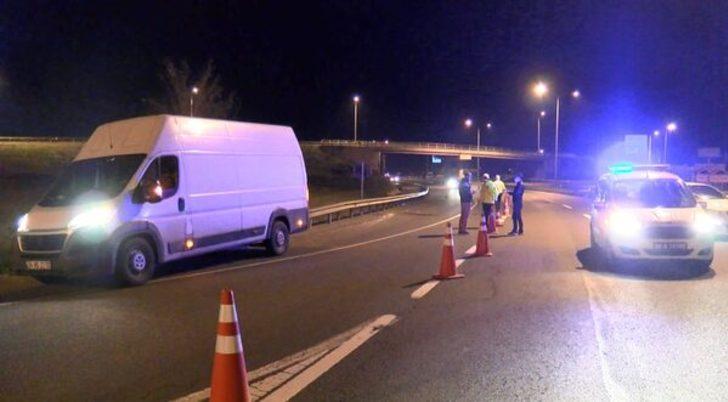 İstanbul ve Ankara'da araç giriş-çıkışları durduruldu G4