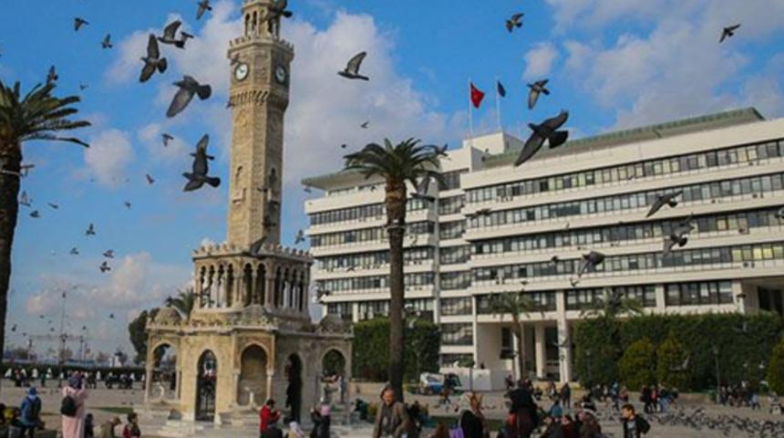 İzmir Büyükşehir Belediyesi çalışanı koronavirüsten hayatını kaybetti