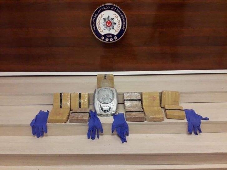 Plastik sebzelik içerisinde 5 kilo 630 gram eroin ele geçirildi G2