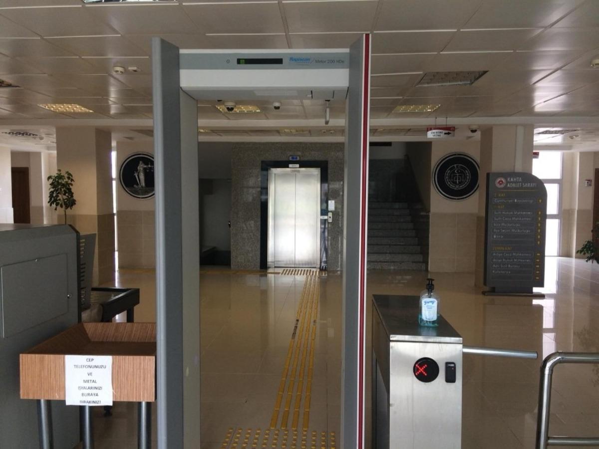 Kahta Adliyesi&rsquo;nde korona vir&uuml;s tedbirleri