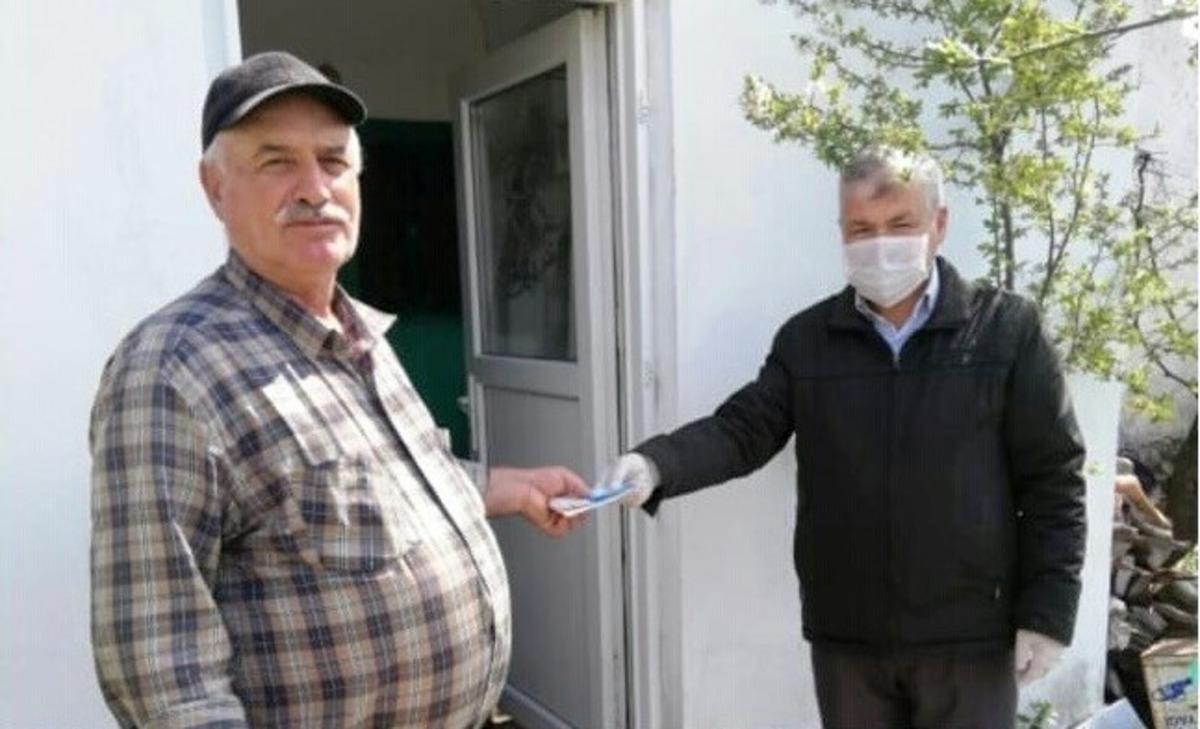 Ezine&rsquo;de 65 yaş &uuml;st&uuml; vatandaşlara yardım desteği