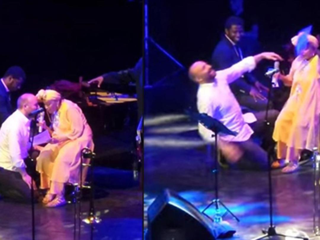 Halit Ergen&ccedil; sahnede kendini yere attı