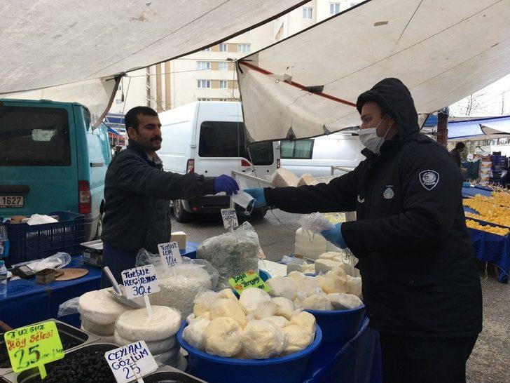 Kartal’da mahalle pazarında ateş ölçerli önlem G1