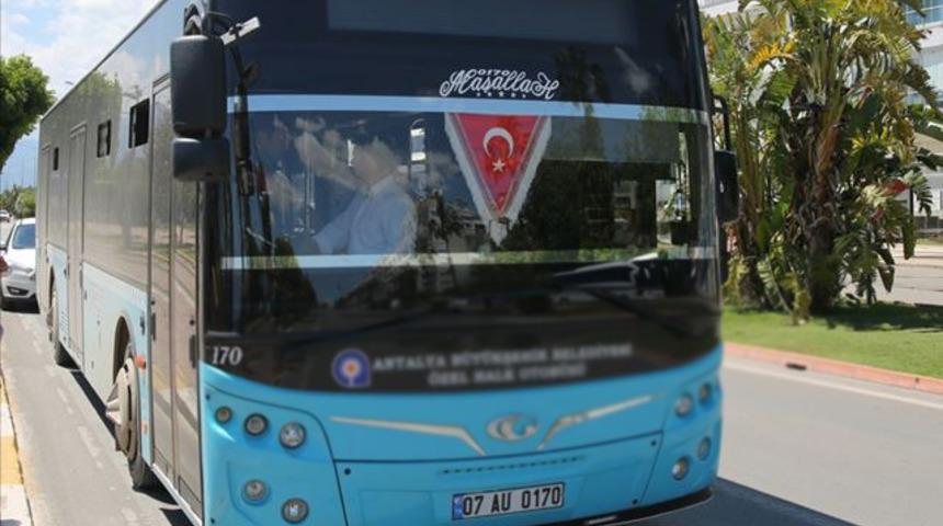 Antalya'da 20 yaş altı gençlerin ulaşım kartları kullanıma kapatıldı