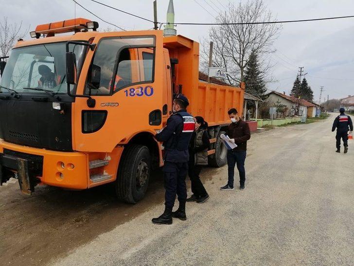 İlçe girişlerinde tüm sürücülerin ateşleri ölçülüyor G2